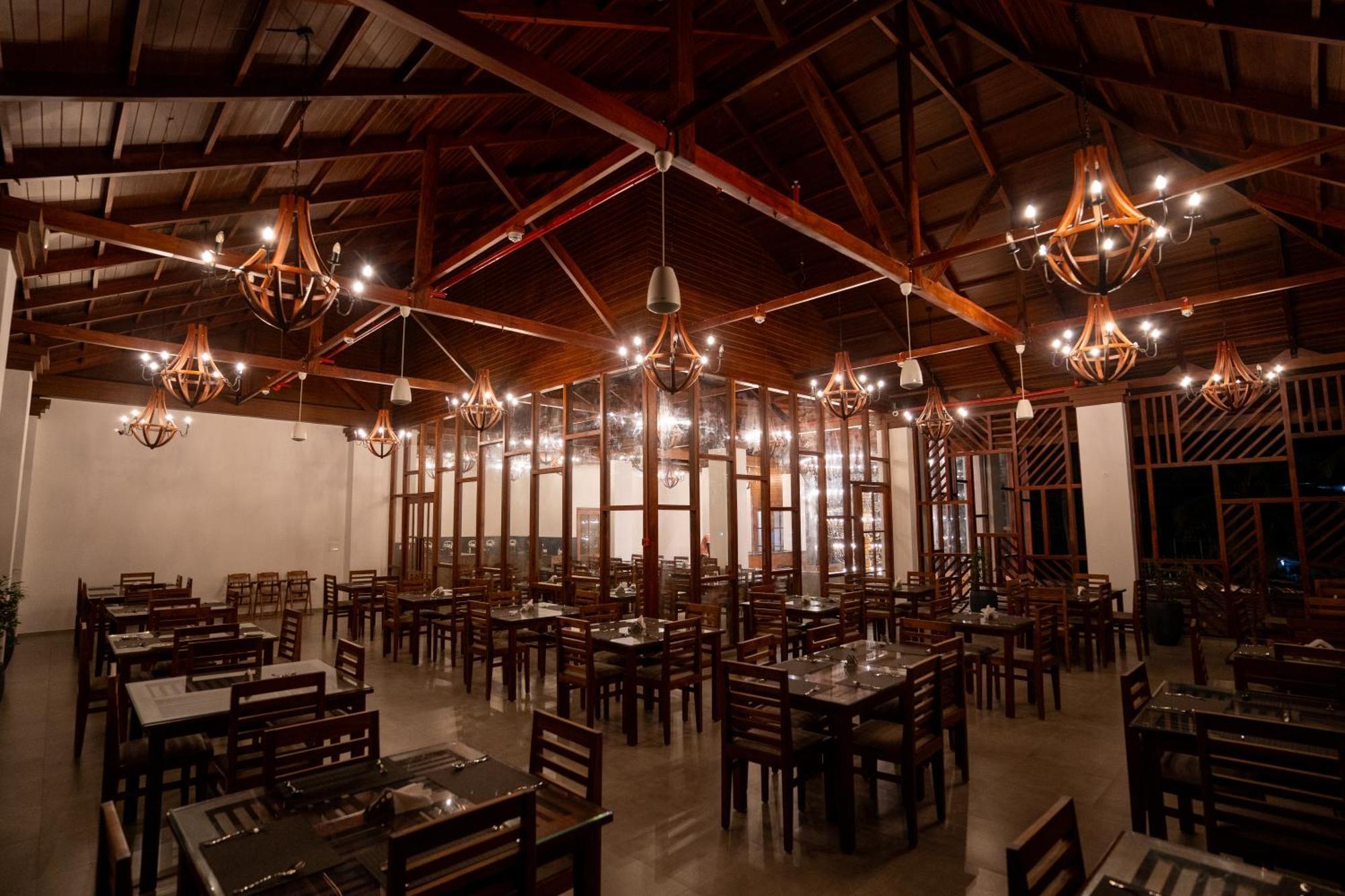 The Eden Hotel Port Blair Exterior foto